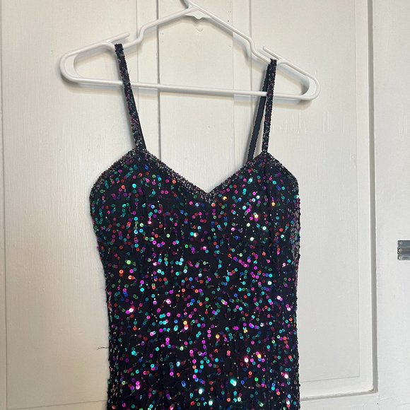 Vintage Sequined and Beaded Dress - Picture 2 of 6
